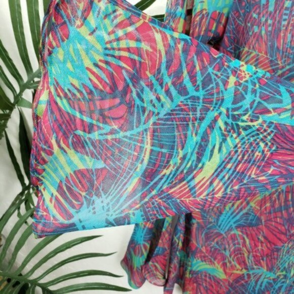 BCBGMAXAZRIA Tunic Top Palm Leaf Tropical Print Sequined Sheer Resort size XS - Picture 8 of 8